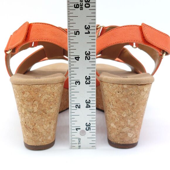 Clarks Collection Womens Sandals Sz 8.5M Salmon Leather Strappy Slingback Wedge - Picture 4 of 10